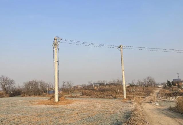 热烈庆祝由我司承建的中国飞行试验研究院机场西10KV架空线路设施改造工程顺利完工